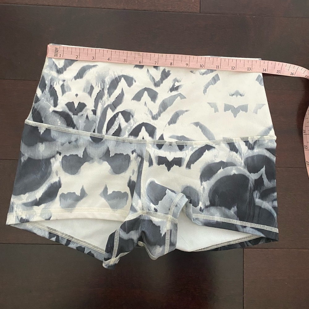 Lululemon Roll Down Luon Boogie Shorts